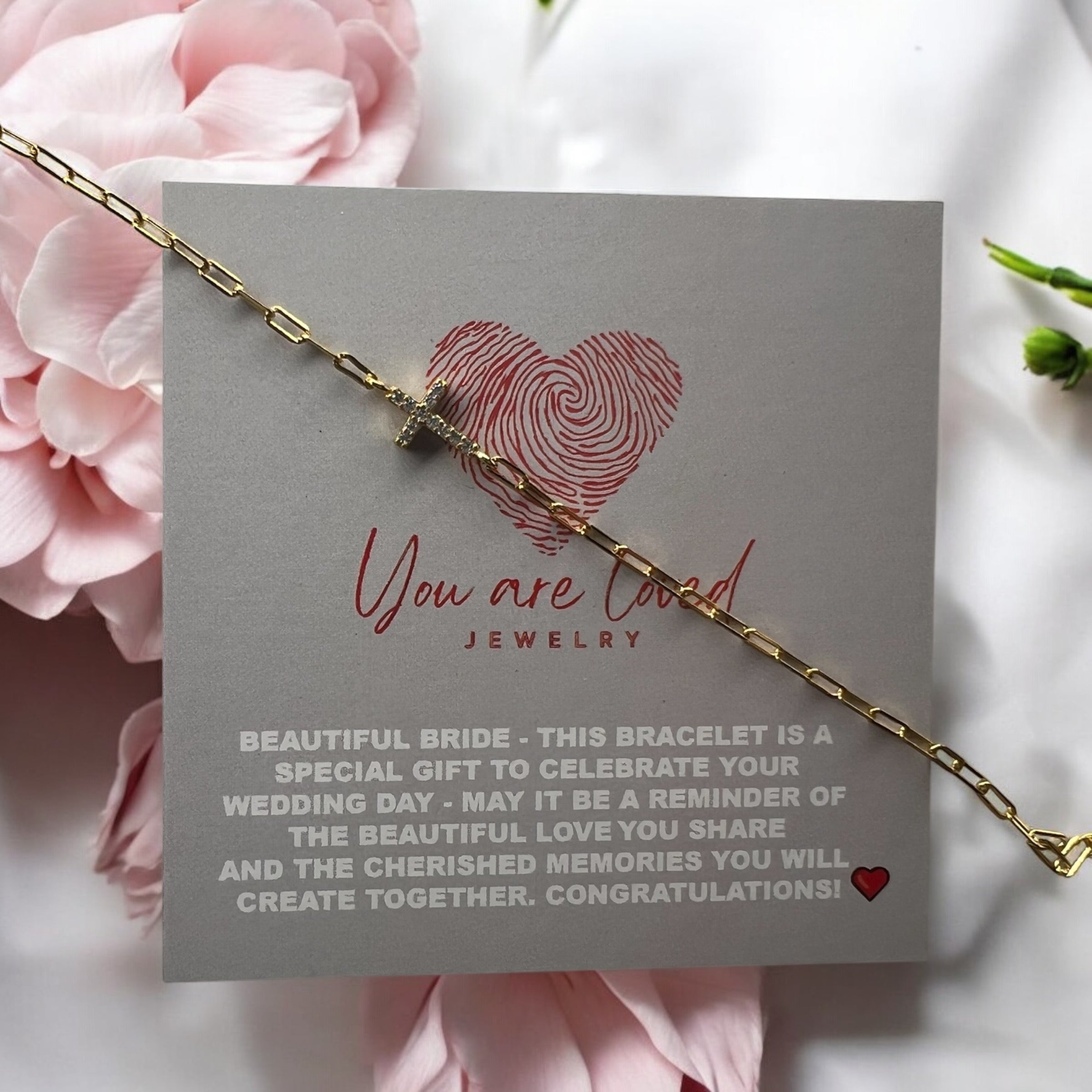 Faith Link Bracelet in Gold