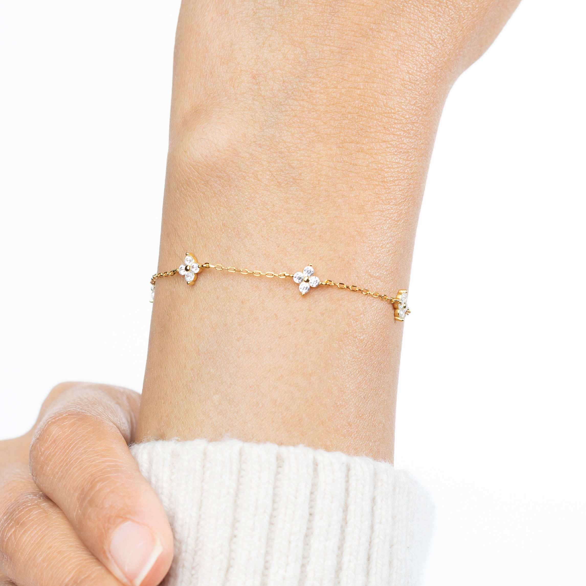 Delicate Flower Gemstone Bracelet