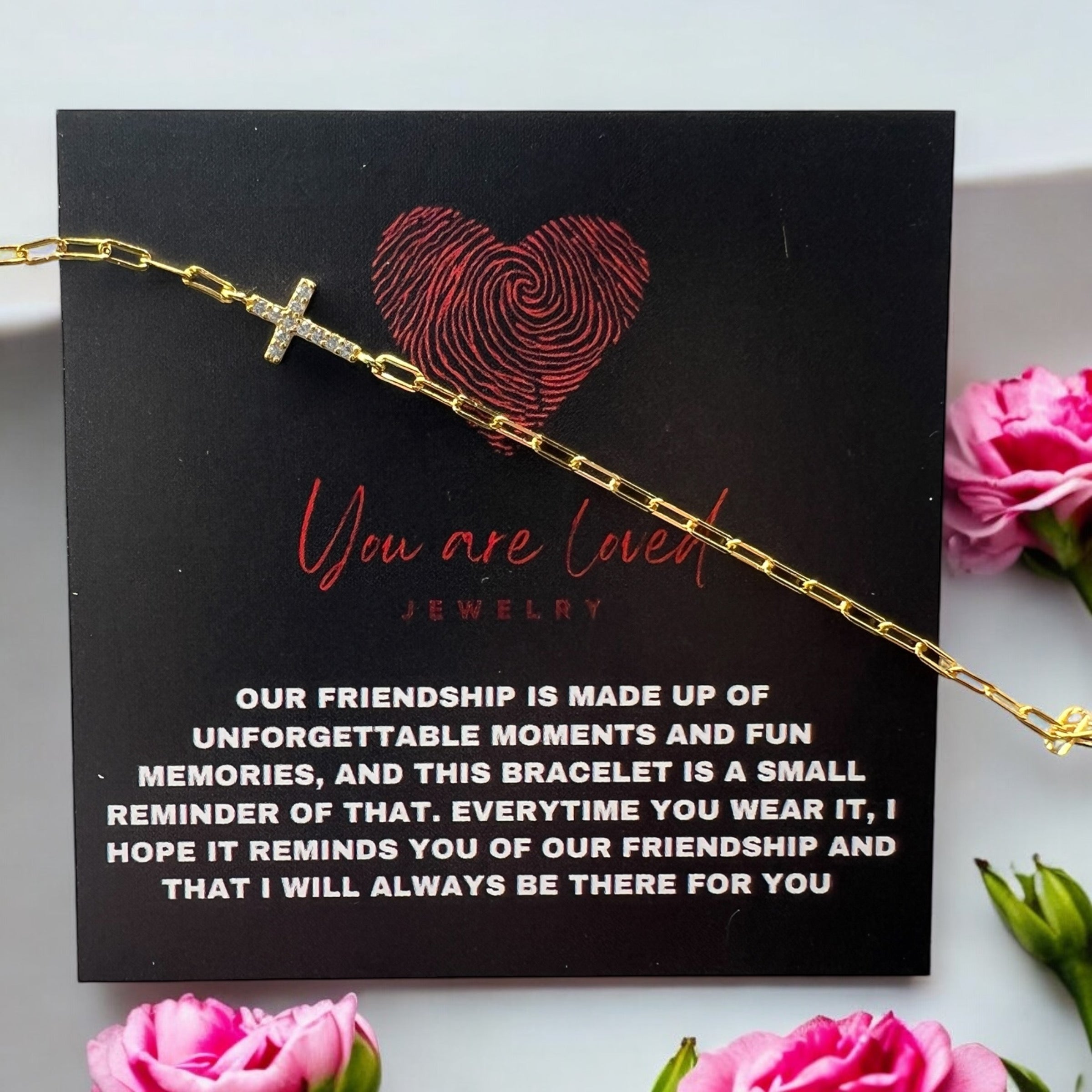 Faith Link Bracelet in Gold