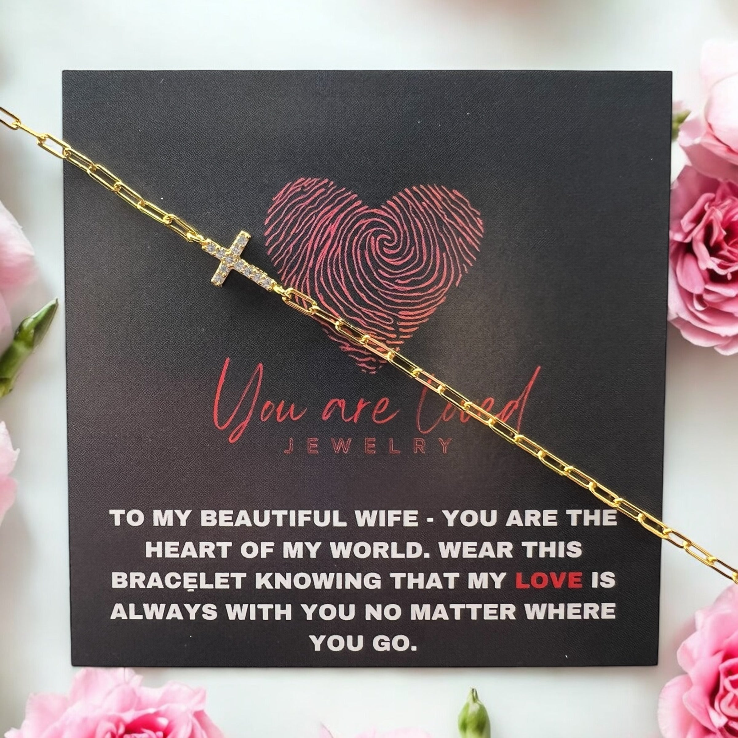 Faith Link Bracelet in Gold